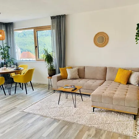 Luxury Mountain Apartment